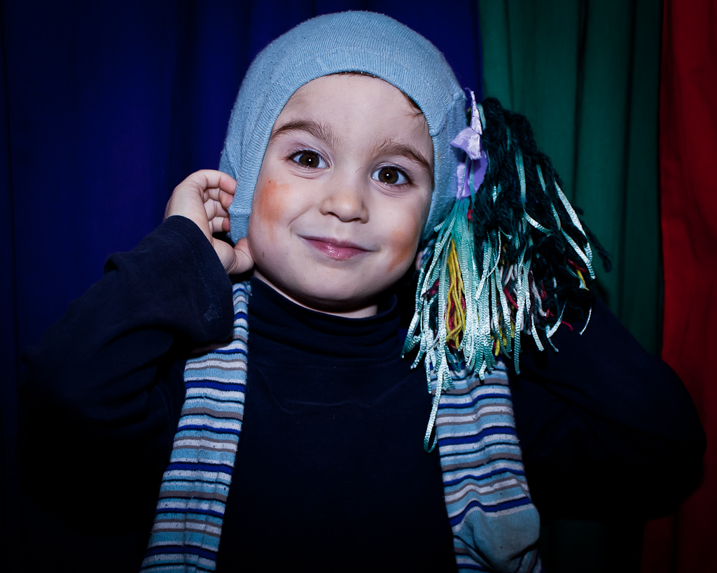 http://fredetsev.eu/galeriesLR/carnaval_ecole_2011/content/images/large/IMG_4245.jpg