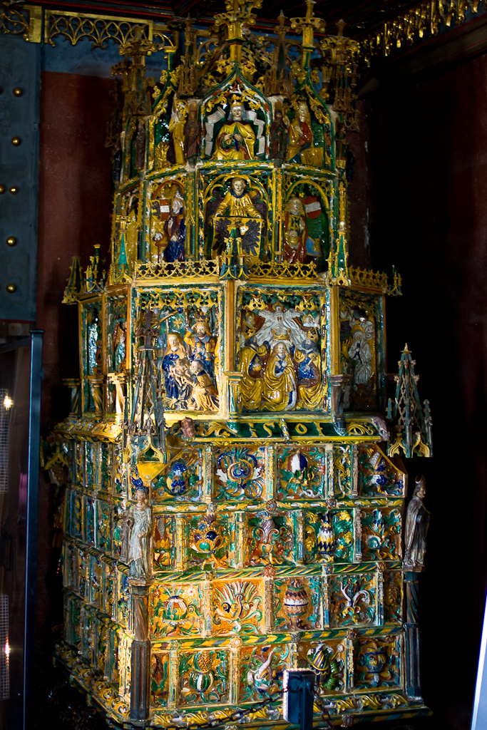 Forteresse Hohensalzburg - Un poele en céramique.. baroque.