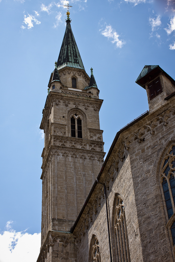 Salzbourg - Clocher du Franzikarnerkirche.