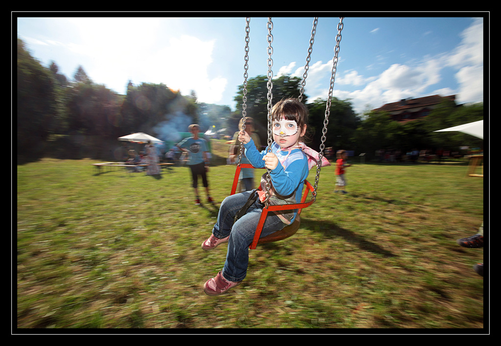 http://fredetsev.eu/imagespourblog/elizabeth_manege_03.jpg