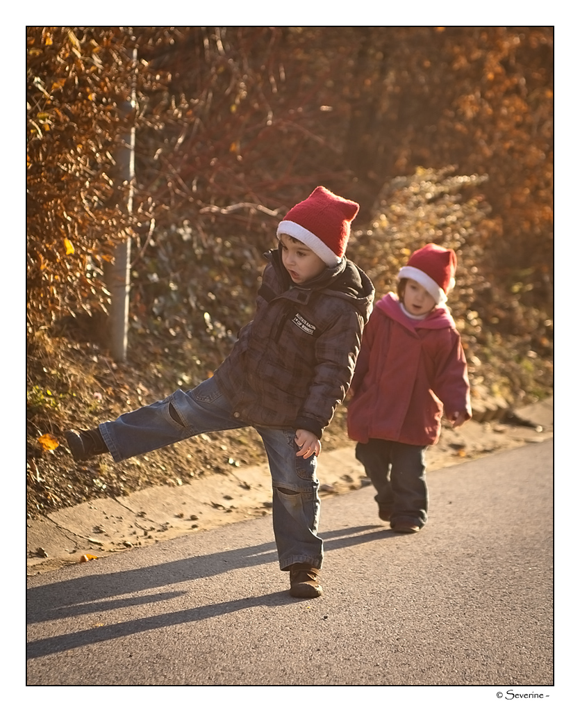 http://fredetsev.eu/imagespourblog/enfant_tomsawer_01.jpg