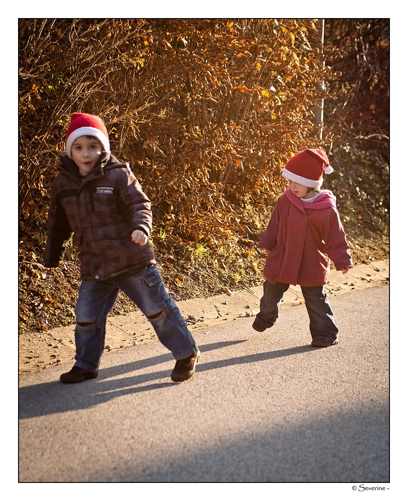 http://fredetsev.eu/imagespourblog/enfant_tomsawer_02.jpg