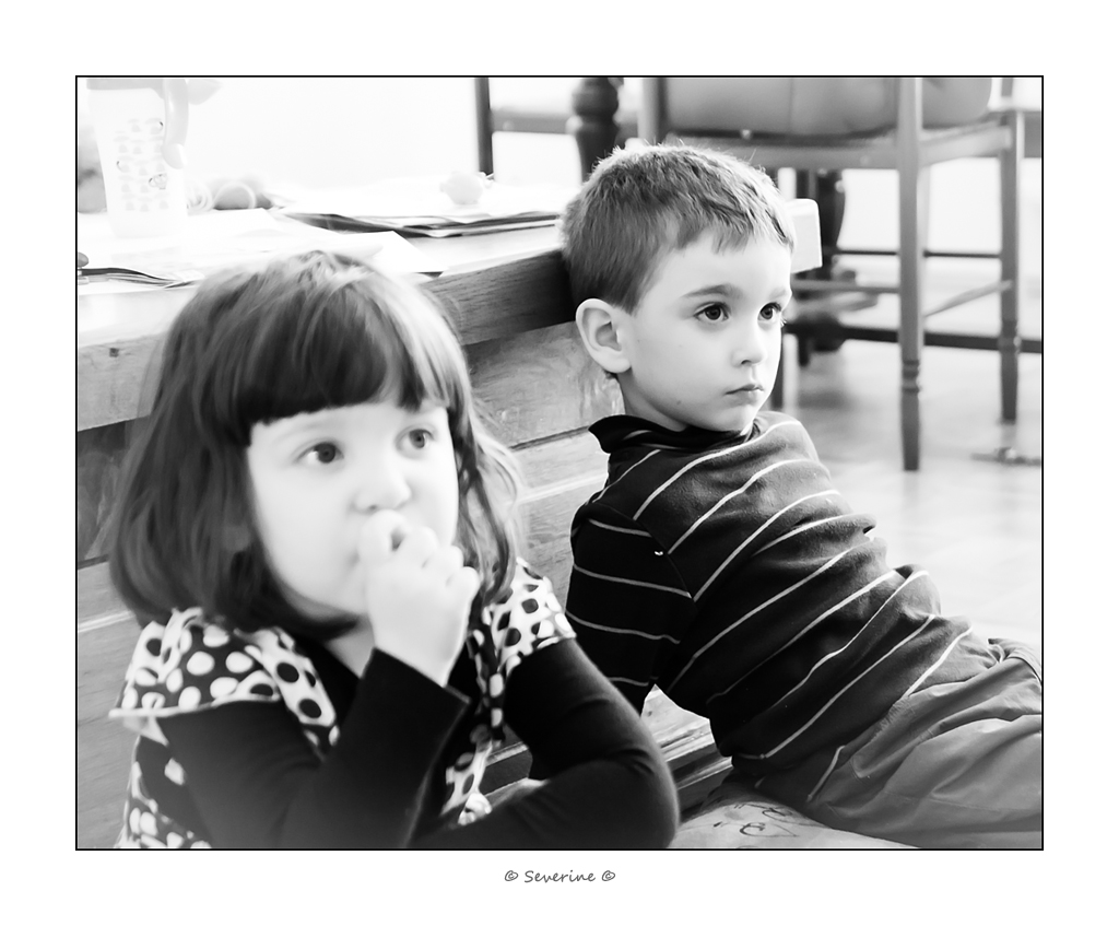 http://fredetsev.eu/imagespourblog/enfants_devant_tv_03.jpg