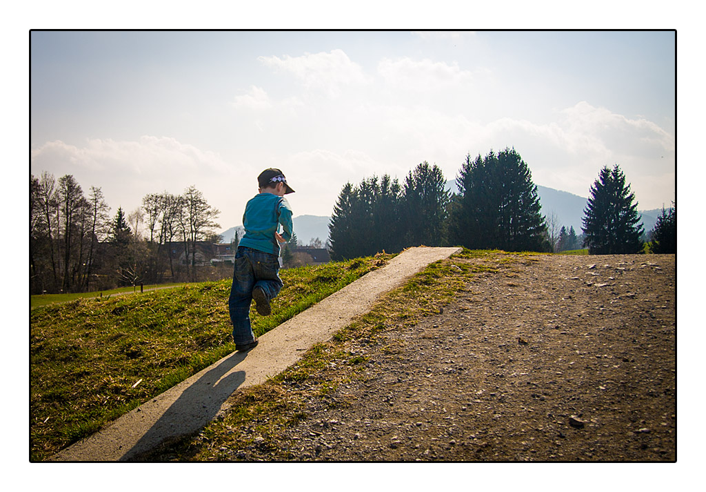 http://fredetsev.eu/imagespourblog/promenade_grenouille_08.jpg