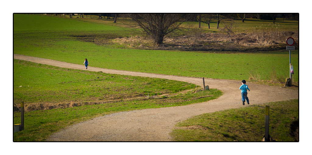 http://fredetsev.eu/imagespourblog/promenade_grenouille_11.jpg