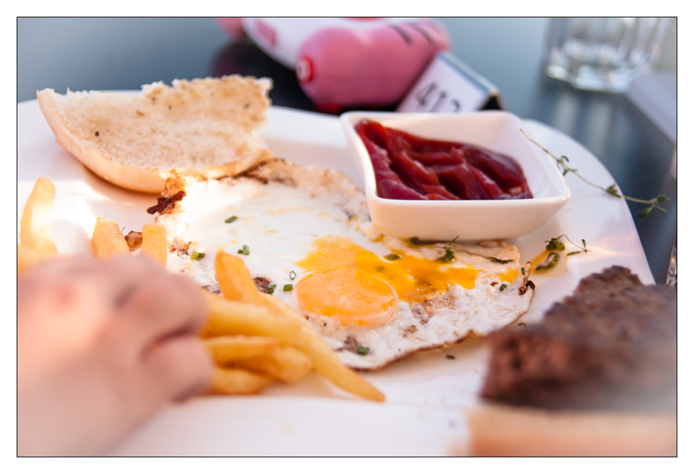 http://fredetsev.eu/imagespourblog/restos/american_resto_repas_elizabeth.jpg