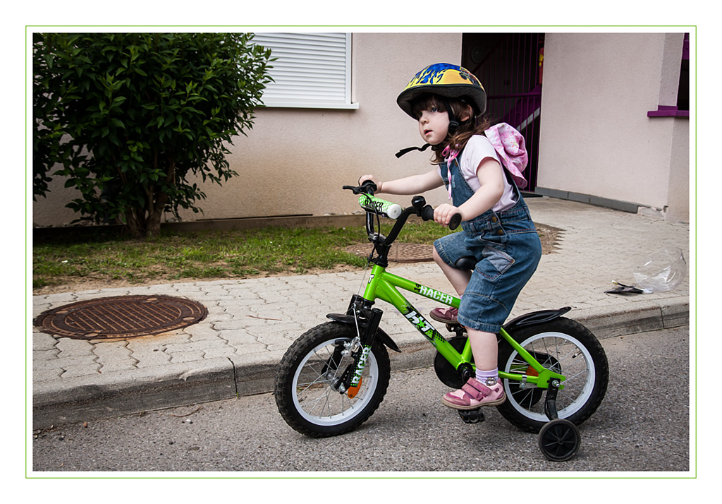 http://fredetsev.eu/imagespourblog/velo_elizabeth_01.jpg